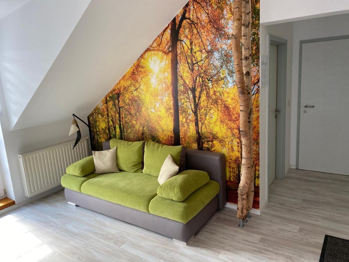 Hotel Garni Und Gaststaette Zum Holzfaeller シールケ エクステリア 写真