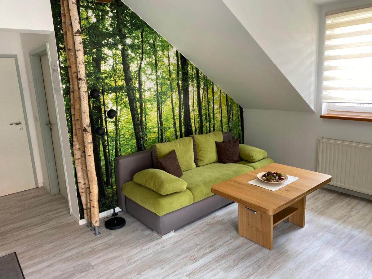 Hotel Garni Und Gaststaette Zum Holzfaeller シールケ エクステリア 写真