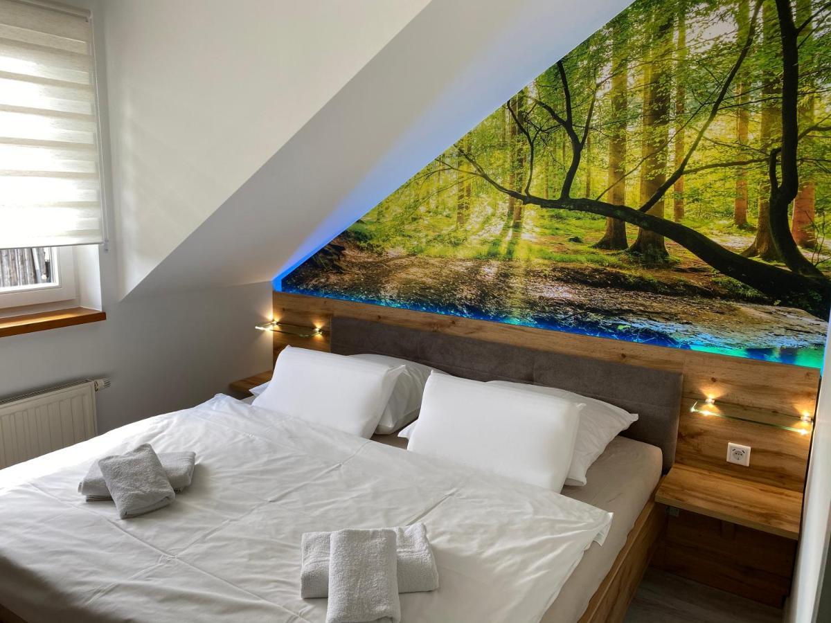 Hotel Garni Und Gaststaette Zum Holzfaeller シールケ エクステリア 写真